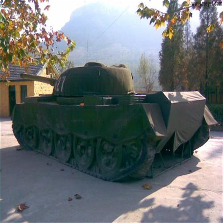 河东大型充气坦克